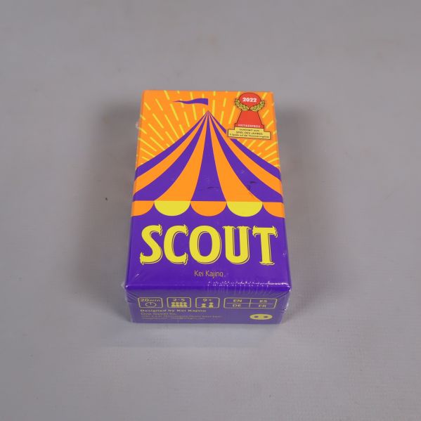 Scout kortspel i lila och orange förpackning framifrån