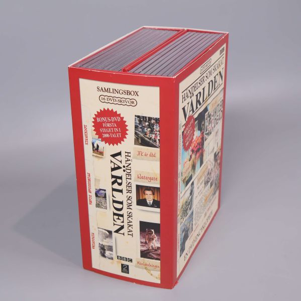 DVD-samlarbox stående med tydlig ryggtext och etiketter