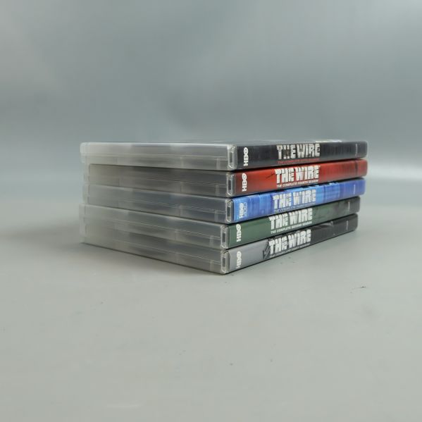 Sidorna på The Wires dvd-fodral med titellist