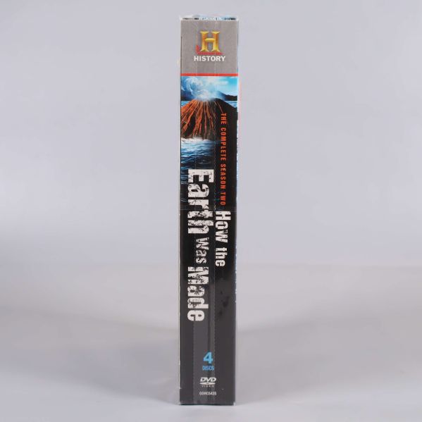 Rygg av DVD-box How the Earth Was Made med text och logotyp