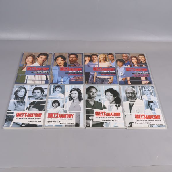 DVD-omslag öppnade och visade för Grey's Anatomy säsong 1-3