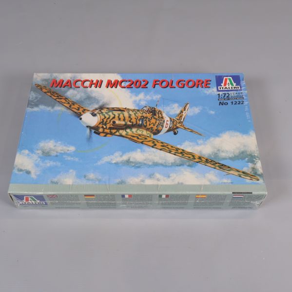 Förpackning av Macchi MC202 Folgore modellflygplan från Italeri