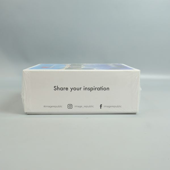 Sida av låda med sociala medier och texten Share your inspiration