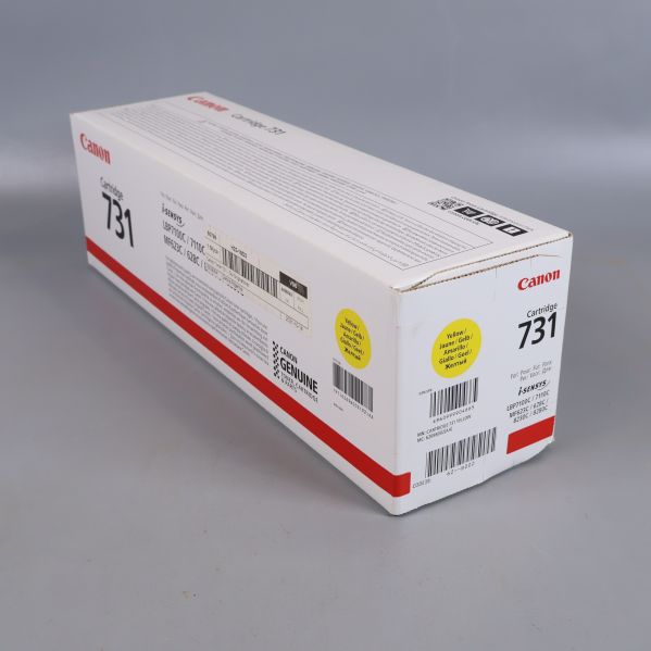 Canon Cartridge 731 patron kartong visas från sidan med etikett och streckkod
