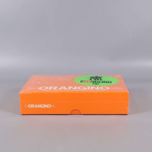 Översida av Orangino box med logotyp i vitt