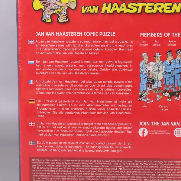Närbild på baksidan med text om Jan van Haasteren comic puzzle