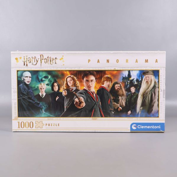 Framsidan av Harry Potter panoramapussel med kända karaktärer i färg