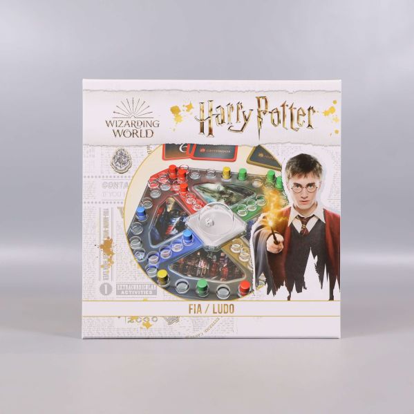 Harry Potter Fia-spel i förpackning med Harry Potter-illustration