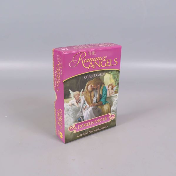 Framsida av asken till The Romance Angels orakelkort