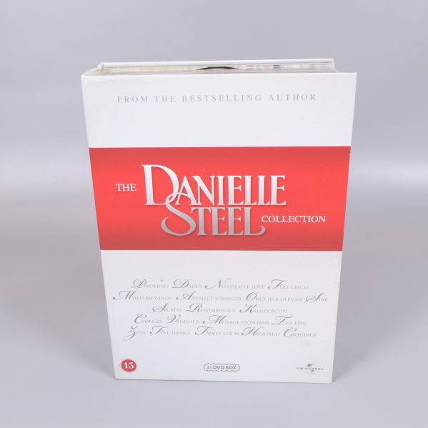 Elegant framsida på The Danielle Steel Collection DVD-box