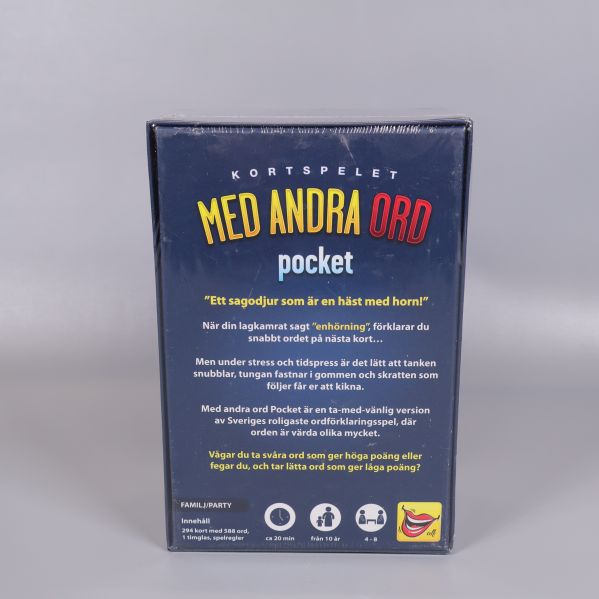 Baksidan av Med andra ord pocket med spelbeskrivning