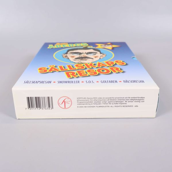 Sällskapsresor DVD-box med kodtryck och text