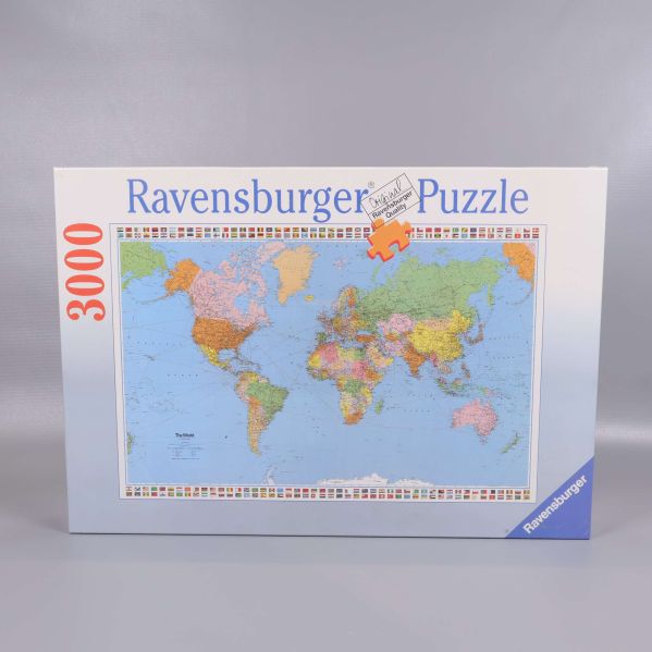 Ravensburger världskarta pussel 3000 bitar, låda framifrån
