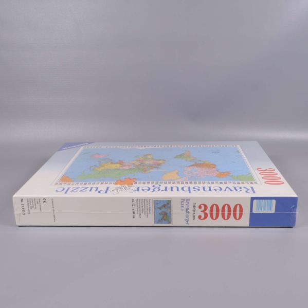 Ravensburger pussellåda, långsidan med streckkod och information