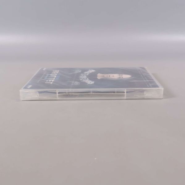 DVD-fodral från sidan, stängt och i profil