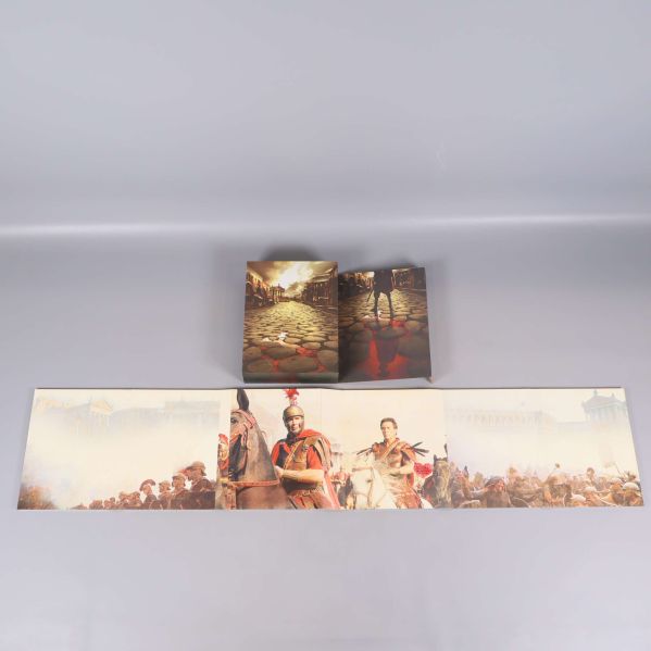 Rome DVD-box med utfälld innerdel och illustrationer av soldater