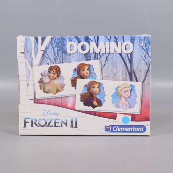Framsidan av Frozen II domino med karaktärer och Clementoni-logga