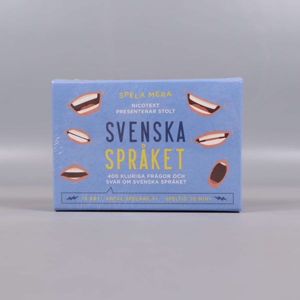 Framsidan av spelasken svenska språket med text och grafik