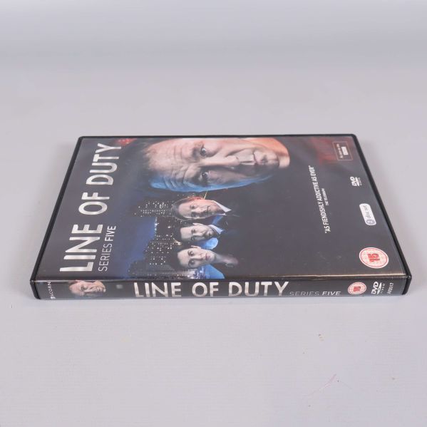 Line of Duty Series Five DVD-box sett från sidan