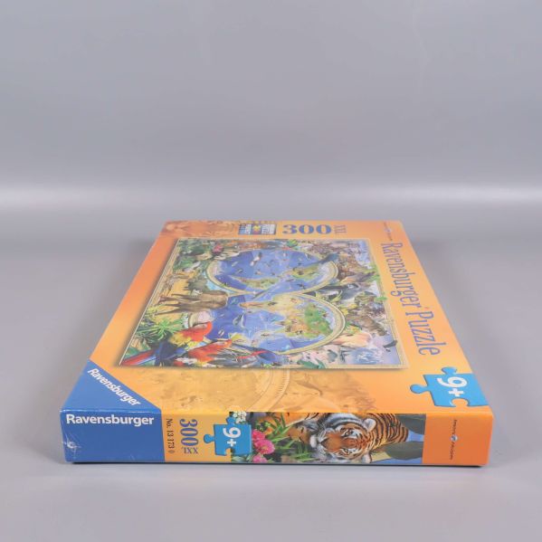 Ravensburger pusselask sedd från annan vinkel 9 plus år
