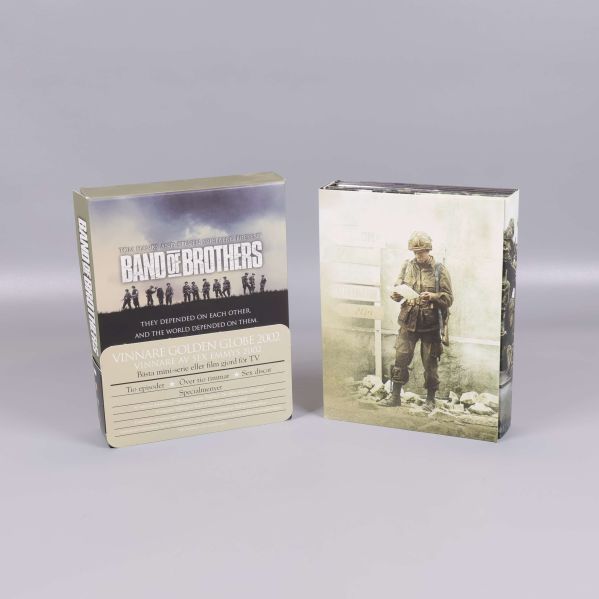 Band of Brothers box och fodral med soldatillustrationer