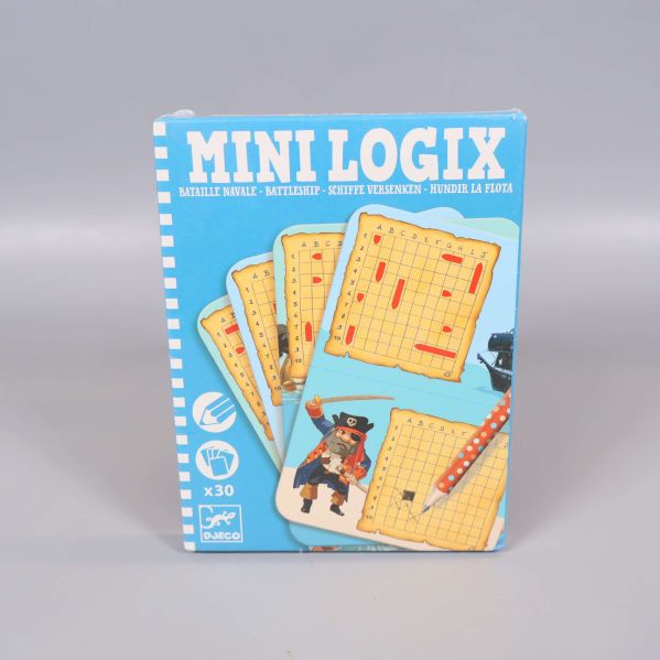 Framsidan av Mini Logix block i blått med tre spelplaner