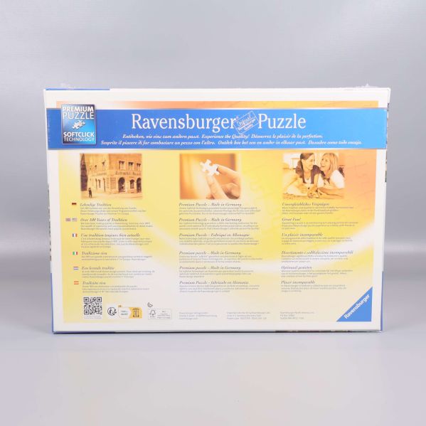 Baksidan av pusselask med Ravensburger-logga och information