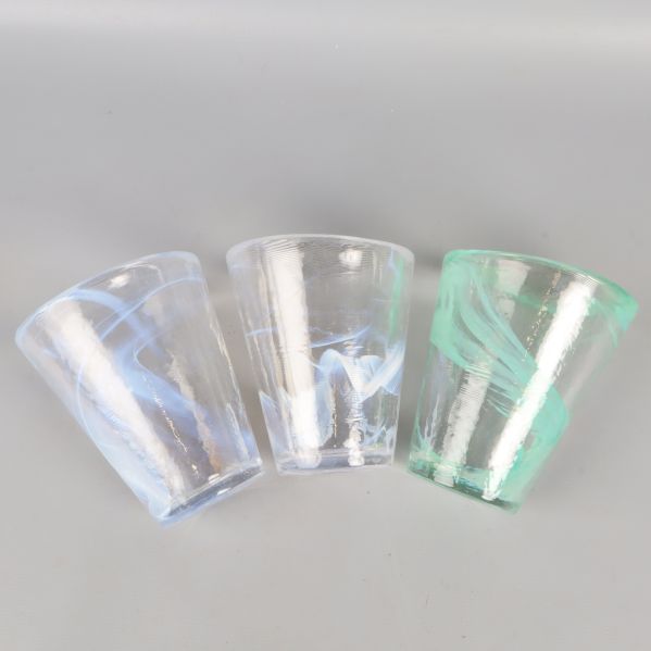 Glas med synliga mönster