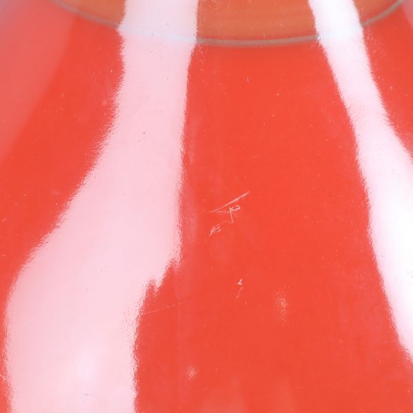 Repor på vasens ytan