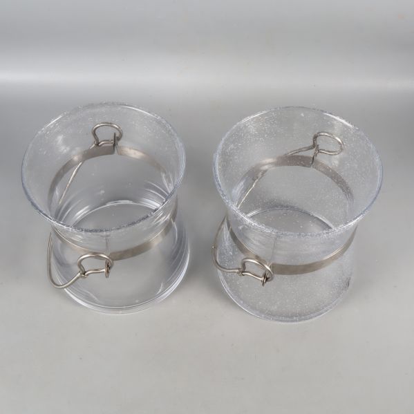 Sikt ovanifrån på ishinkar öppning