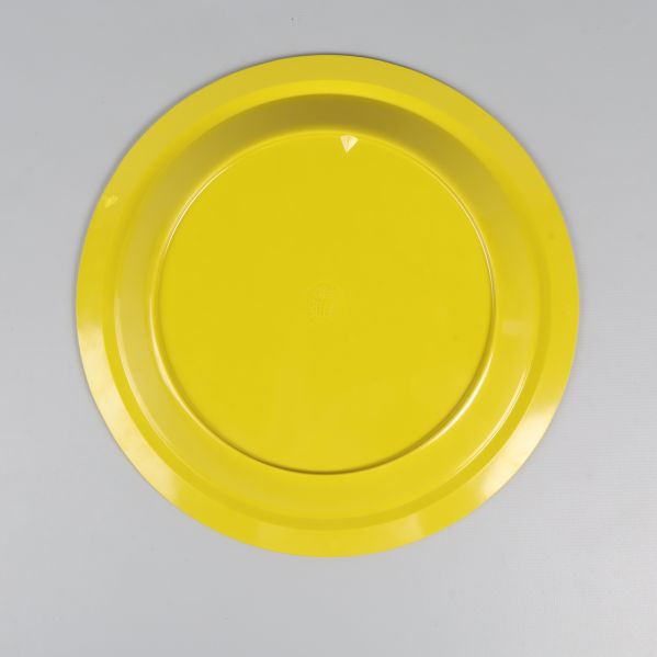 Undersida av tallrik