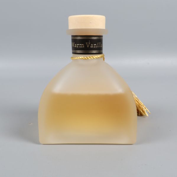 Baksida på frostad flaska Warm Vanilla K.Lundqvist