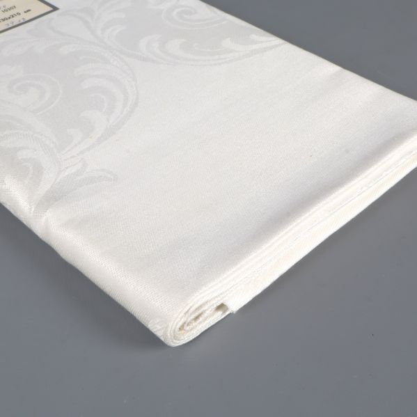 Vikt hellinneduk med synligt hörn och vävt mönster