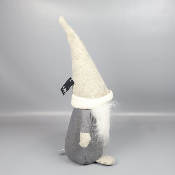 Tomte sedd från andra sidan med rund kropp och luva