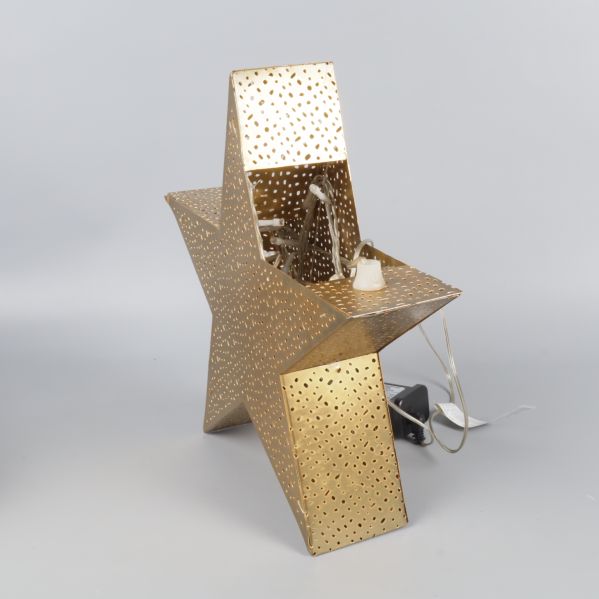 Baksidan av julstjärna med sladd