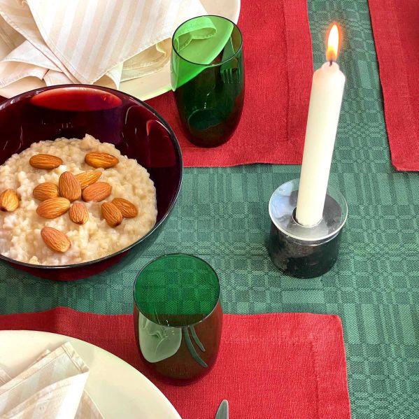 Röda linnetabletter miljöbild