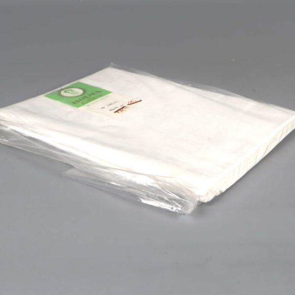 Sido­vy av servetter i linne