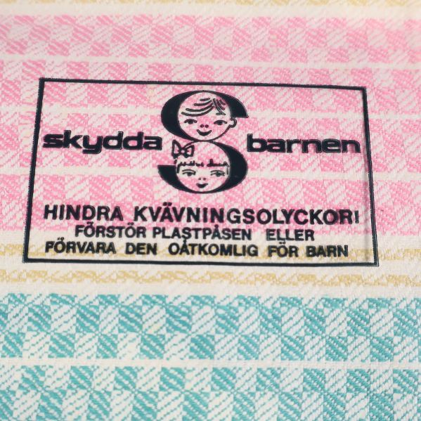 Varningsmärkning plastpåse