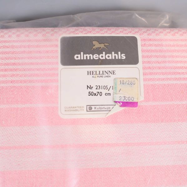 Närbild på etikett och mått