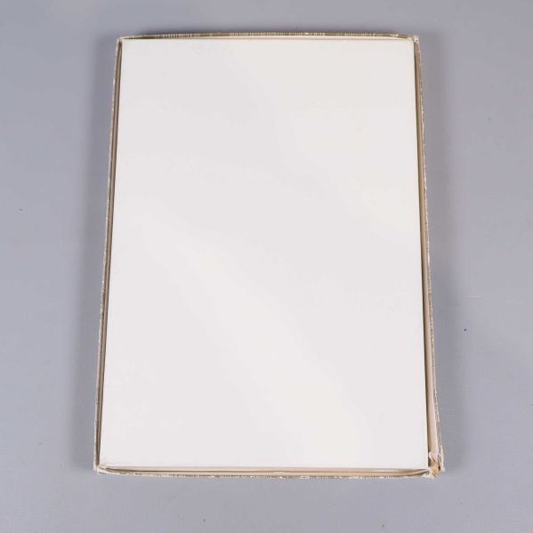 Bild på undersidan av kartong