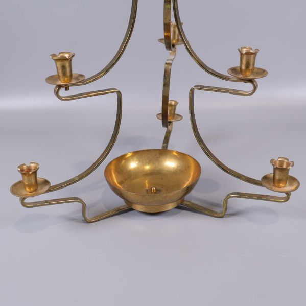 Kandelaberns bas med rund skål i mässing