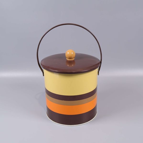 Ishink med lock och handtag i retrostil