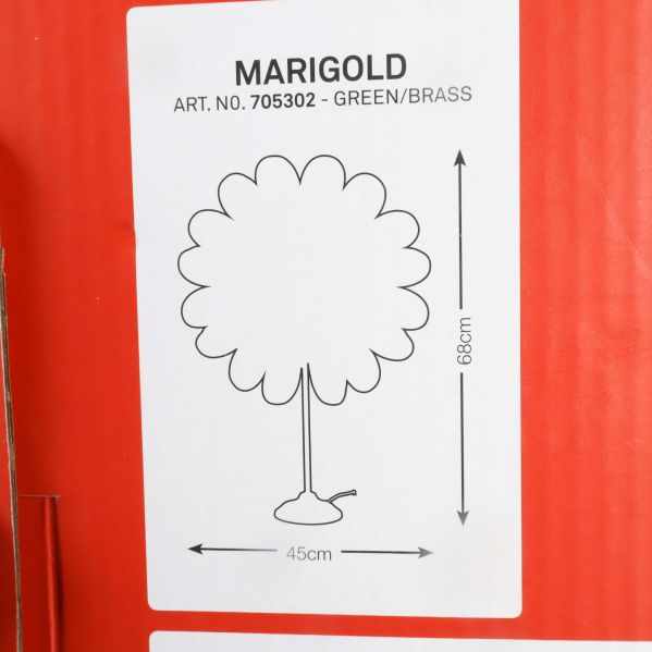 Skiss på förpackning visar lampans mått