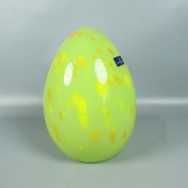 Glasägg med synlig etikett från Villeroy & Boch