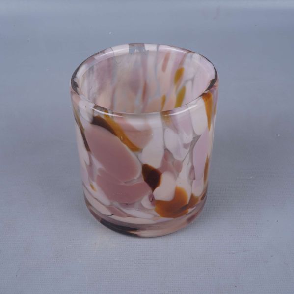 Rund glaslykta med melerat mönster i rosa och brunt