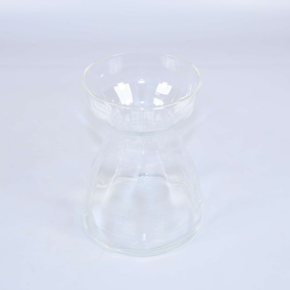 Glasvas ovanifrån, tydlig öppning och rund kant