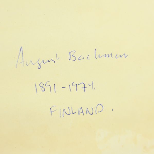 Närbild på handskriven text August Backman 1891-1974 Finland