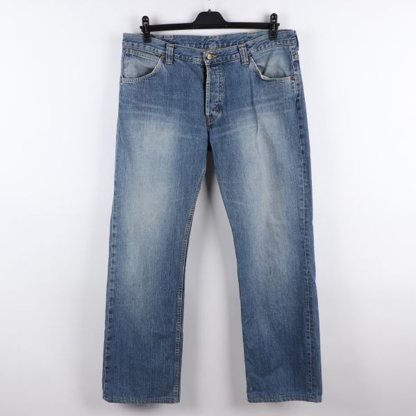 Jeans med rak passform och avslappnad look