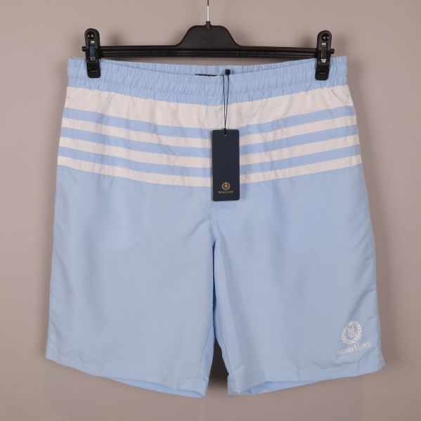 Ljusblå badshorts med ränder framifrån