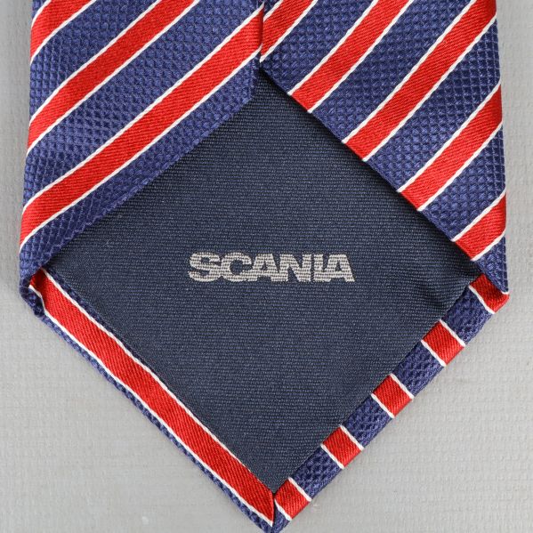 Scania-logo på slipsens insida